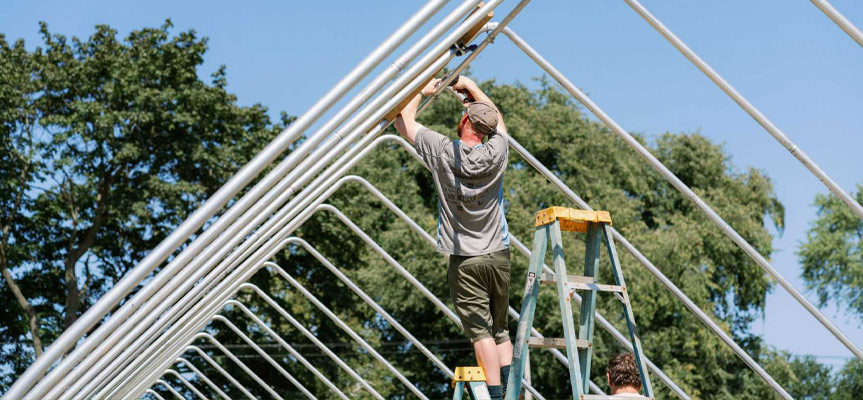 Why Is Greenhouse Farming More Economical? چرا کشاورزی گلخانه ای به صرفه تر است؟