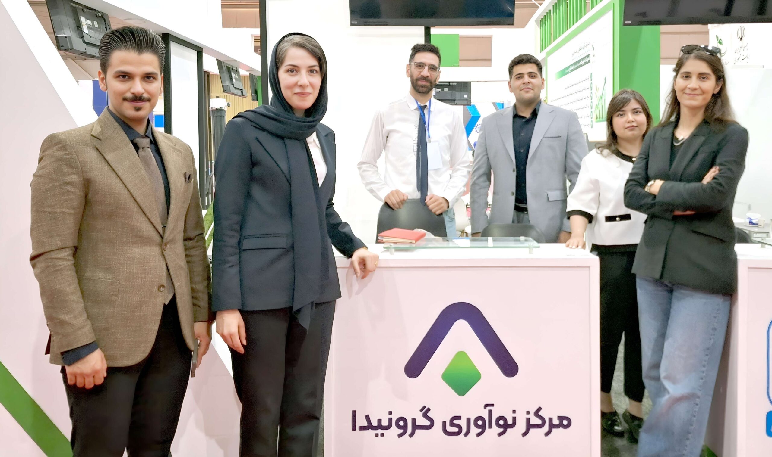 گزارش روز اول حضور ما در نمایشگاه اگروفود تهران؛ استقبال چشمگیر از خدمات تحقیق و توسعه و شتاب‌دهی